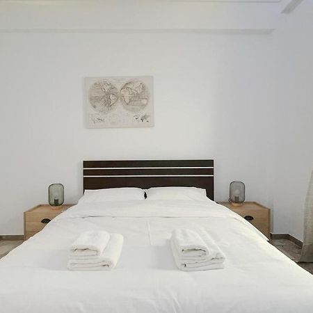 アテネFilis Sunny 80Sqm Apt In Viktoriaアパートメント エクステリア 写真