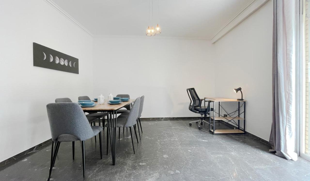 アテネFilis Sunny 80Sqm Apt In Viktoriaアパートメント エクステリア 写真