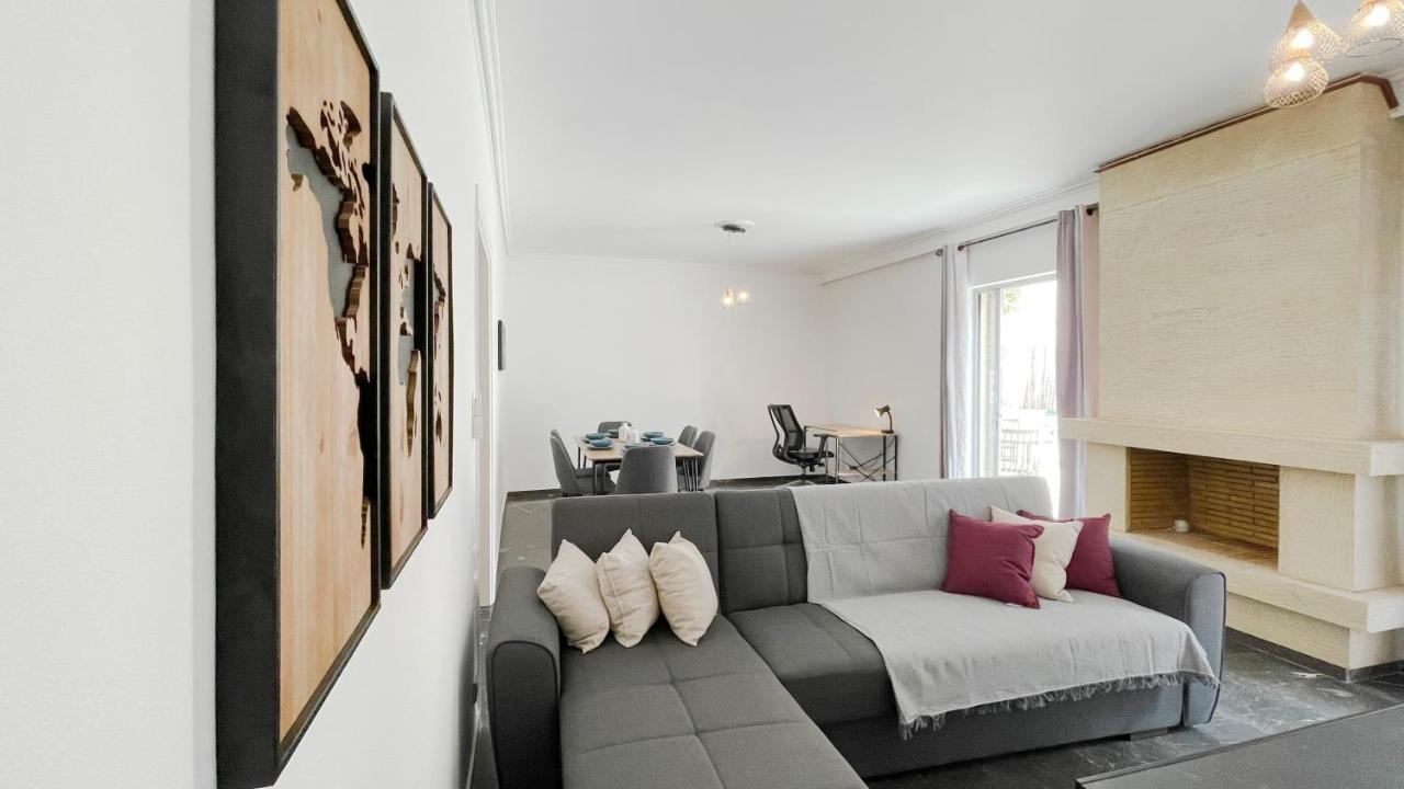 アテネFilis Sunny 80Sqm Apt In Viktoriaアパートメント エクステリア 写真