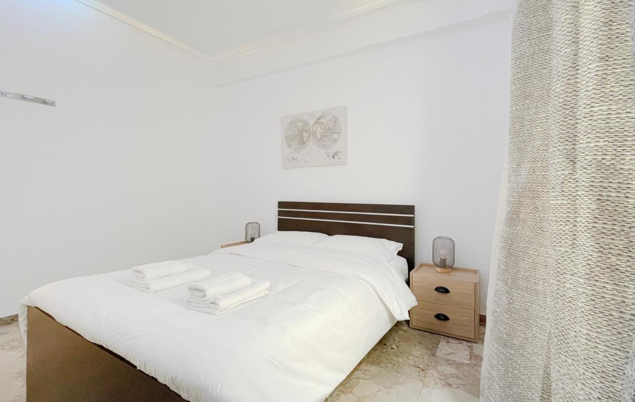 アテネFilis Sunny 80Sqm Apt In Viktoriaアパートメント エクステリア 写真